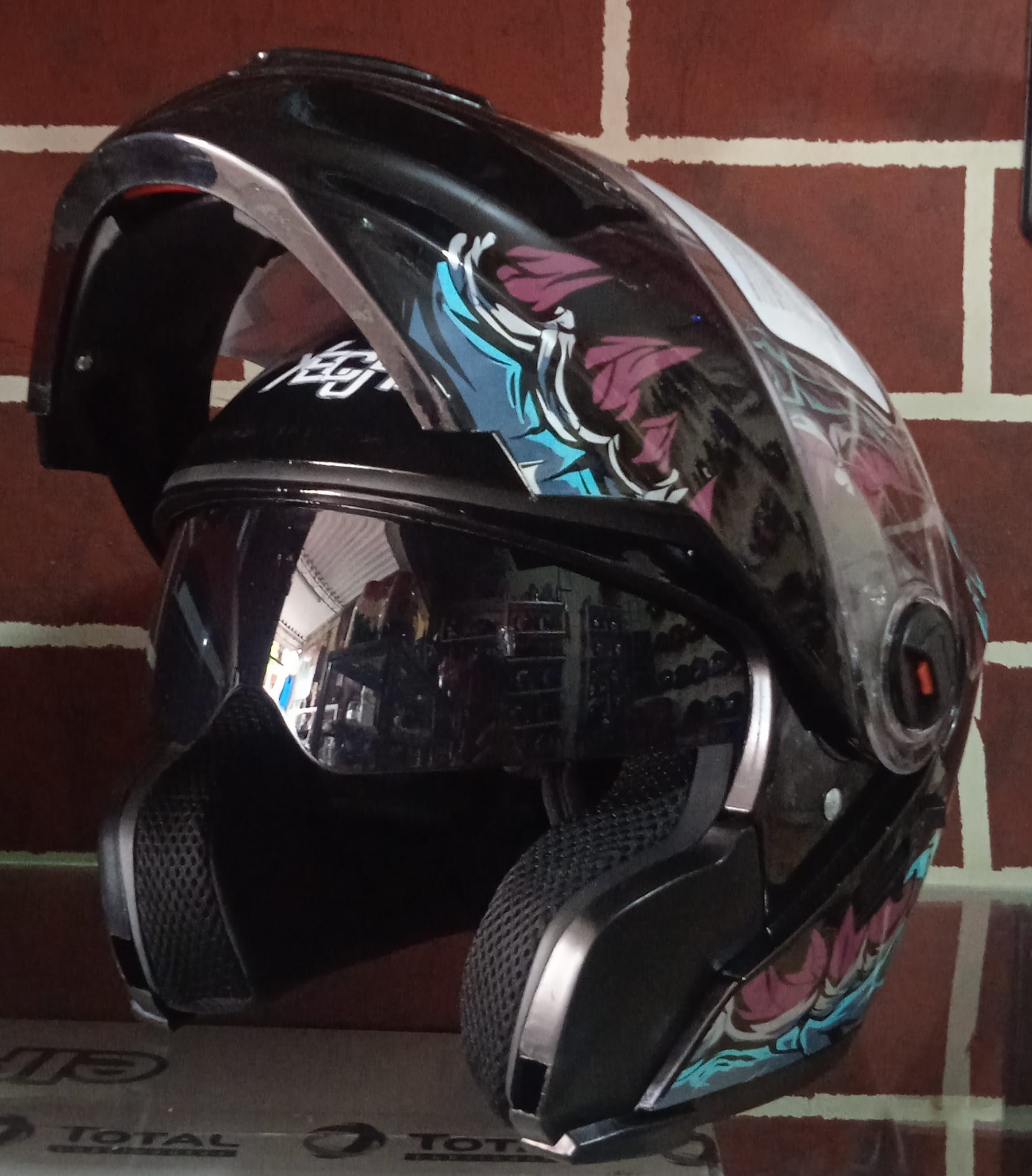 Casco Abatible XR-913 certificado DOT Colombia