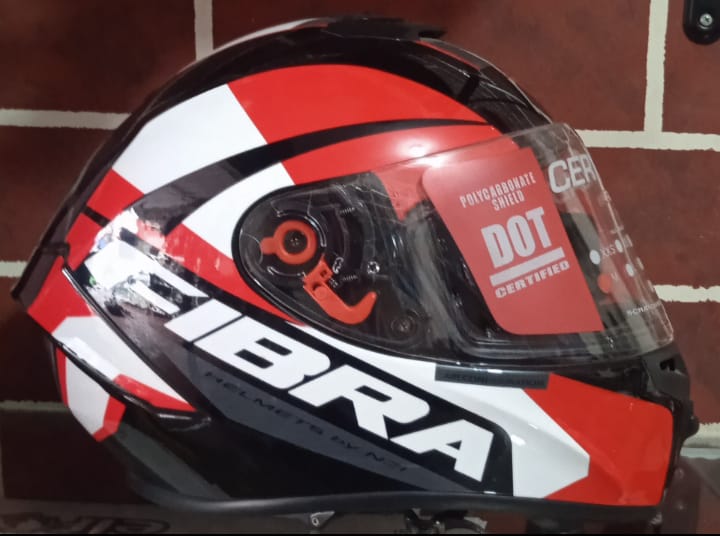 Casco Integral Fibra certificado DOT Colombia