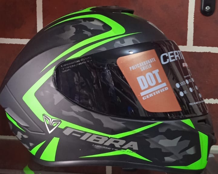 Casco Integral Fibra certificado DOT Colombia